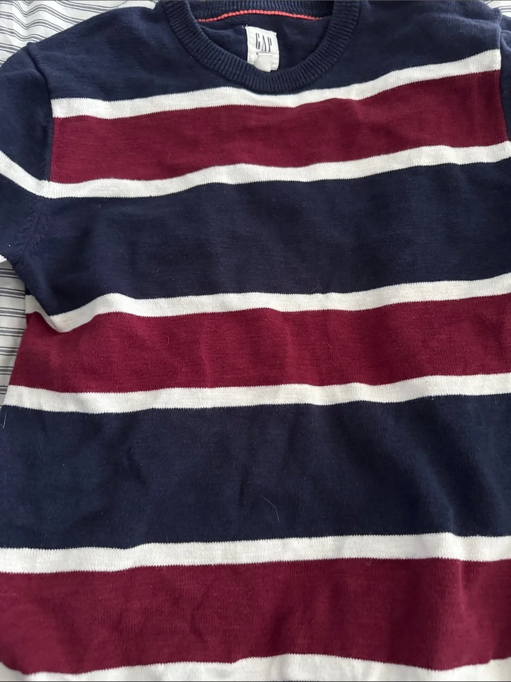 Boys Gap size XL 12 Navy Stripe Crewneck Sweater - Classic Casual
